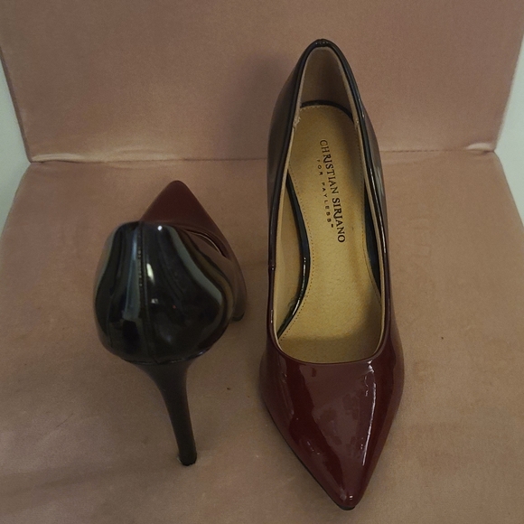 Crimson Heels size 7.5 - Picture 4 of 5